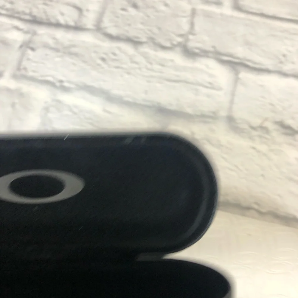 Oakley Sunglasses cases Set of 2 White large Black small